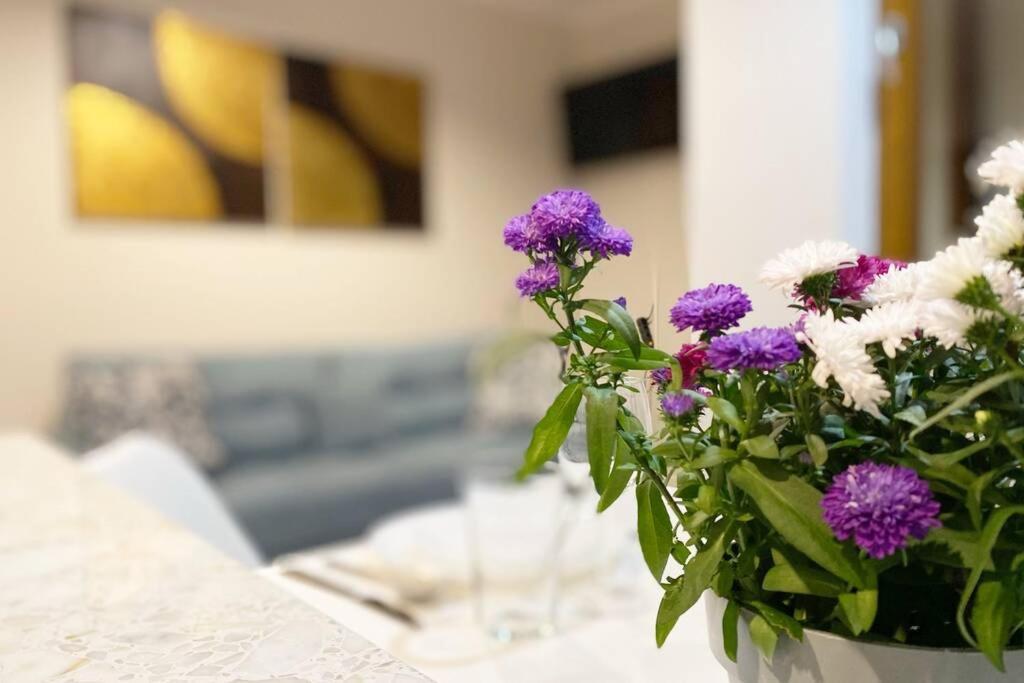 Exclusive 2Br! Apartment Near City Center +Netflix Warsaw Exterior photo